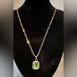 Elegant Gold Toned Statement Necklace with Green Glass Pendant